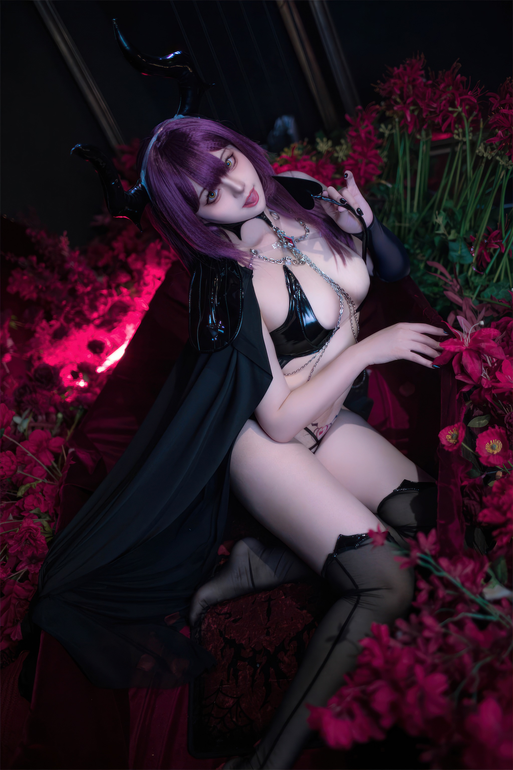 Natsuko夏夏子 – NO.042 碧蓝航线 德文郡魅魔 [90P6V]-XikXak
